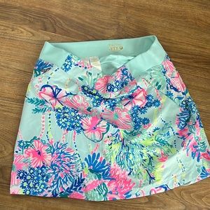 Lilly Pulitzer Run Around Skort. Size Medium